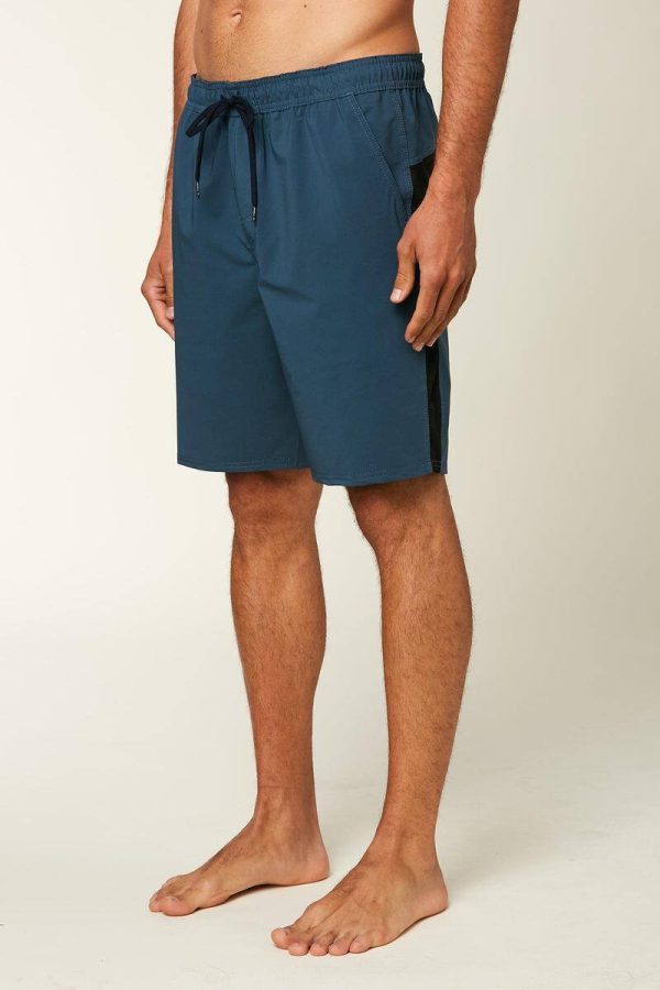 O'Neill Interval 19" Hybrid Shorts