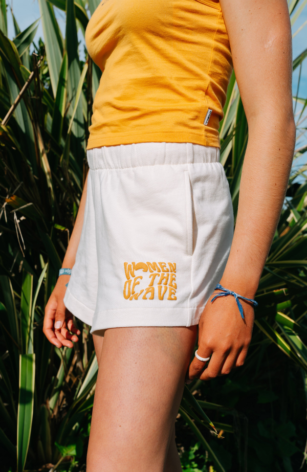 O'Neill Women of the Wave Sweat Shorts - Dusty Vanilla