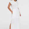 a77eaa55-2f80-42b1-b6a8-b6638e122d70 O'Neill Lori Maxi Shirt Dress - Snow White